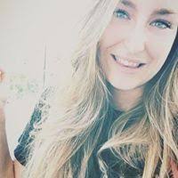 Shirley Kuiper's Instagram, Twitter & Facebook