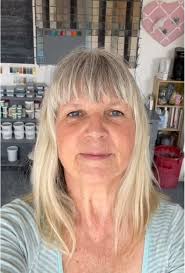 So, this is me! As I settle back into the rhythm of studio life, I thought  it was about time I posted a bit more regularly. I’m always inspired (and  sometimes completely sidetracked) by seeing other ...