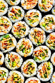 How To Make Sushi Rolls Maki Rolls Gimme Some Oven Recipe In 2020 Easy Sushi Rolls Sushi Recipes Vegetarian Sushi Rolls