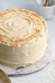 Vegan Vanilla Cake With Buttercream Frosting In 2020