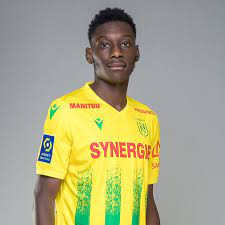 8' randal kolo muani (nantes) wins a free kick on the right wing. Randal Kolo Muani Fc Nantes Ligue 1 Uber Eats