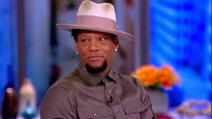 He is frequently requested as a guest host for such shows as good morning america. D L Hughley Discusses Black Community S Relationship With Police Abc News