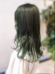 2020 02 28更新 ブリーチなしでの高発色グリーンですが髪質やアンダーによってはブリーチが必要となります ヘアカラー グリーン グリーンヘア 髪 色