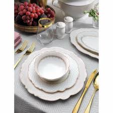 Pierre cardin sofran seni anlatır. Yemek Takimi Tac