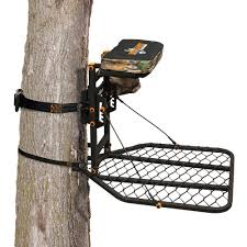 Big Game Phoenix Hang On Fixed Position Treestand Cr2100 By Blank For 139 97 In Barn Burners Rural King Big Game Hunting Season Big