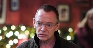 Adam woodyatt, best known for playing ian beale in british soap eastenders, has secured a deal with chef marco pierre white to stock his neat gin brand across 50 restaurants in the uk. Ian Beale Has A Breakdown On Christmas Day Mekhato