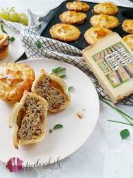 Herzhafte Hackfleisch Mini Pie Mit Kase Partyrezepte Fingerfood Hackfleisch Pastete Rezepte