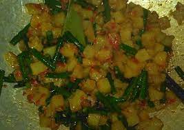 Lihat juga resep perkedel kentang kornet tepung bumbu putih enak lainnya. Resep Balado Kentang Kacang Panjang Oleh Shinta R Agustina Cookpad