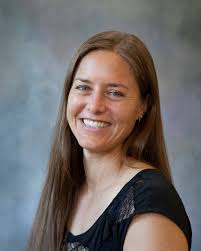 Please help us in welcoming a third provider to our team- Dr. Elizabeth  Riemer! 👩‍⚕️🐾📣 Dr. Riemer loves forming the bond between her patients  and clients. She aspires to educate and inform