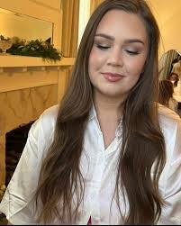 Cindy Swinney's Instagram, Twitter & Facebook