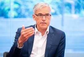 De arte poetica, 1 armin steyerthal, was ist hysteric? 300 400 500 Junge Redakteurinnen Und Redakteure An Orf Binden Empfiehlt Stiftungsrat Lockl Orf Derstandard At Etat