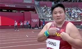 Jun 18, 2021 · 在上周舉行的2021年全國田徑冠軍賽暨奧運會選拔賽女子鉛球比賽中，除了老將鞏立姣外，年輕選手宋佳媛延續本賽季良好勢頭，憑藉第二投18.95米的. Trsb5mbbw9dwdm