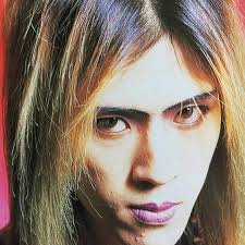 LEZYNA profile | LEZYNAのプロフィール | vkgy (ブイケージ)