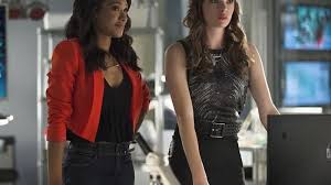 'The Flash': Danielle Panabaker Talks Tension Between Caitlin, Iris ...