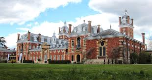 Foreign Office Spends 27m Of Taxpayer Cash On Private School Fees Mirror Online Private School Private School Fees School Fees