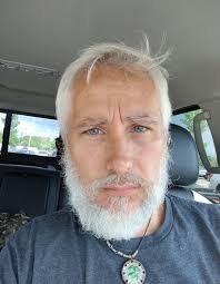 Hoping to find my twin out there 🙂