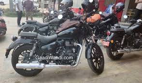 Royal enfield thunderbird 500, the ultimate highway cruiser is here. 2020 Royal Enfield Thunderbird Launch Expected In Next 3 Months