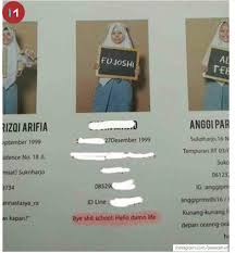 Kesan pesan lucu sma 29 jun 2020 posting komentar 5 pesan murid di buku tahunan sekolah ini bikin senyum sendiri 12 kutipan album kenangan anak sma zaman now yang kocak bin miris kesan dan pesan guru untuk buku tahunan tentang tahun. 10 Pesan Murid Di Buku Tahunan Ini Bikin Tepuk Jidat Memorable With Us