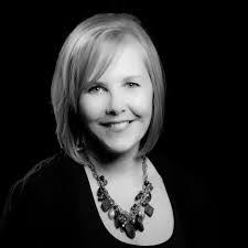 Susan Tweed's Instagram, Twitter & Facebook