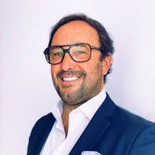 Marc Brander's Instagram, Twitter & Facebook