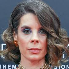 Watch Pretty Hard Cases (2021) TV Series Free Online