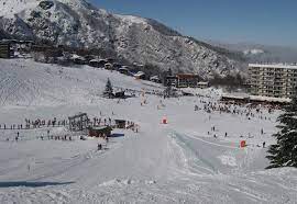 Les monts d olmes location. Station De Ski Les Monts D Olmes Pyrenees Ariege Enfants