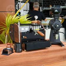 The la marzocco gs3 mp is amongst the best commercial coffee machines for home use. New La Marzocco Gs3 Mp Ek43 Short Coffee Machine Grinder Package Di Pacci Coffee Company