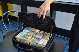 Our currency calculator gives you the opportunity to convert several crypto currencies to most popular fiat currencies. Foto A Mizat 20 De Lei La Pariuri Si A Dat Lovitura Castig De Peste 30 000 De Euro Cu Doar Patru Bilete