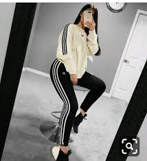 Tu peux commander dès maintenant et directement en ligne sur le site de jd sports online. Pin By Nadoucha Nada On ÙÙØ§Ø¨Ø³ ÙÙÙØ¯ÙÙØ§Øª Ø¬Ø¯ÙØ¯ Outfits With Leggings Adidas Outfit Women Fashion Outfits
