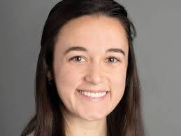 Elizabeth Lampley's Instagram, Twitter & Facebook