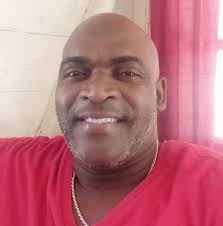 Amy Wixom's Instagram, Twitter & Facebook