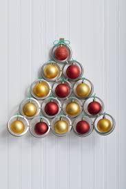 24 easy and cheap christmas decoration ideas for your dining room comfort 6 « homifi.com. 53 Easy Diy Christmas Decorations 2020 Homemade Holiday Decorations