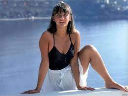 sɔfi maʁso) born sophie danièle sylvie maupu, is a french actress, director, screenwriter, and author. 45 Glamorous Photos Of Young Sophie Marceau In The 1980s In 2021 Sophie Marceau French Actress Actresses