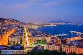 Meteo napoli oggi, previsioni del tempo per i prossimi 7 giorni, temperatura, precipitazioni, nuvoloso, umidità, tensione e direzione del vento. Meteo Napoli Verso Nuova Fiammata Africana Caldo In Intensificazione Nel Weekend Meteogiornale It