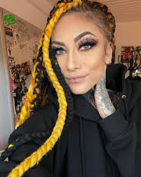 Lena Scissorhands added a new photo.