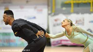 Primo campionato europeo di pattinaggio artistico. Pattinaggio Artistico Un Titolo Assoluto Sei Italiani E Ben Diciotto Medaglie Assegnati A Ponte Di Legno Il Giornale Dello Sport