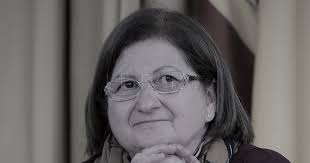 Carmen Mesa: “Ser maestro es una profesión difícil, compleja y que requiere  de una gran formación”