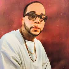 Gary's Unaware Romantic Relationship