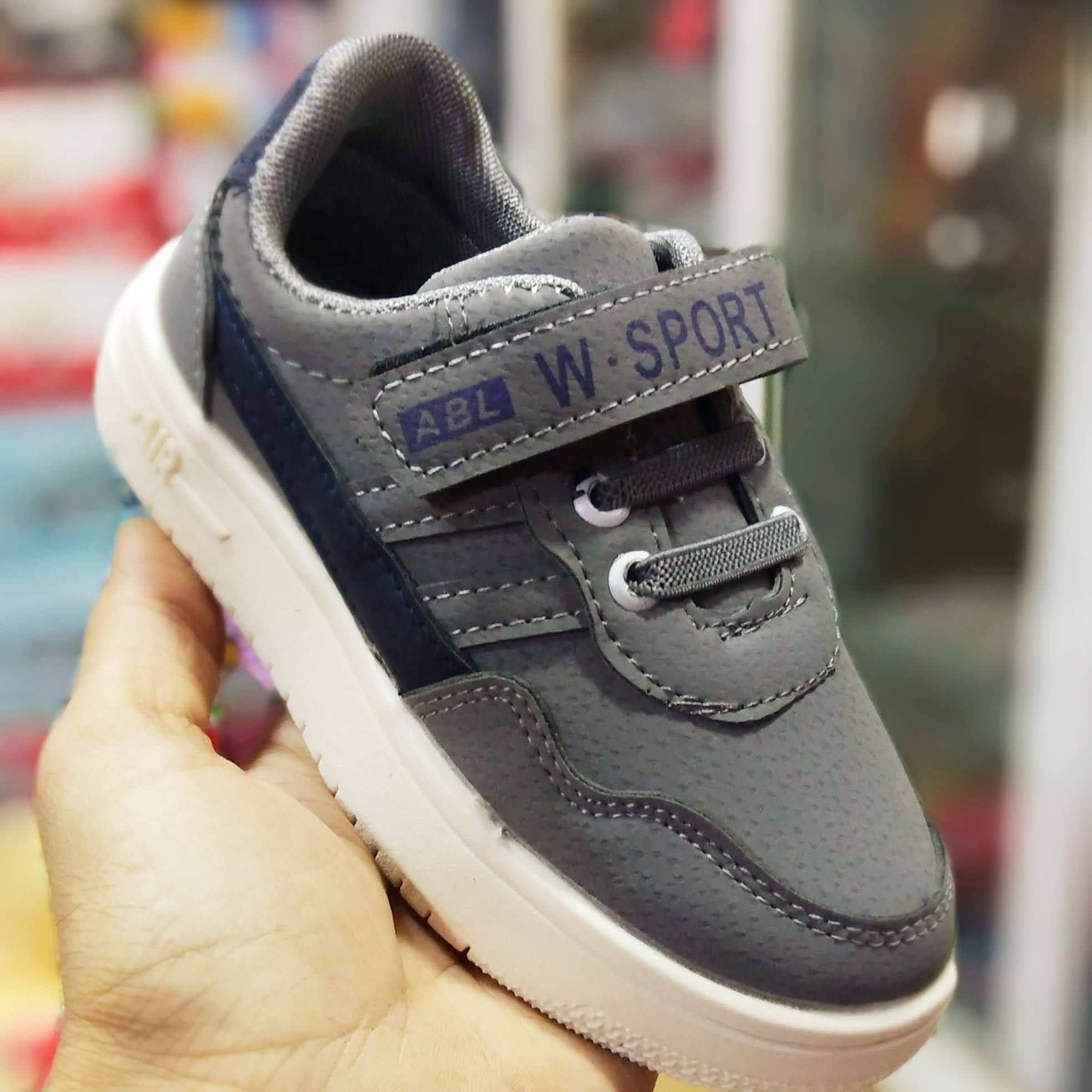 Boy's Snickers Shoes product image