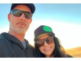 Janessa Denman's Instagram, Twitter & Facebook