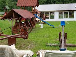Vatra dornei is the fifth largest urban settlement in the county, with a population of 14,429 inhabitants. Pensiunea Siady Vatra Dornei Romania Oferte Cazare