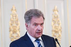 Kolik vydělává prezident USA, Ruska nebo Francie? A kdo za svou práci bere  nejméně?