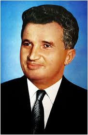 În anii '80 cultul personalităţii lui nicolae ceauşescu a atins cote foarte înalte. Nicolae Ceausescu RevoluÅ£ia RomanÄƒ Din 1989