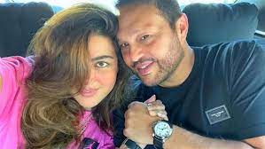 ريهام حجاج تكشف مفاجأة عن طلاق محمد حلاوة وياسمين عبد العزيز. Ø±ÙŠÙ‡Ø§Ù… Ø­Ø¬Ø§Ø¬ ØªÙƒØ´Ù Ù…ÙØ§Ø¬Ø£Ø© Ø¹Ù† Ø·Ù„Ø§Ù‚ Ù…Ø­Ù…Ø¯ Ø­Ù„Ø§ÙˆØ© ÙˆÙŠØ§Ø³Ù…ÙŠÙ† Ø¹Ø¨Ø¯ Ø§Ù„Ø¹Ø²ÙŠØ² ÙƒØ±Ø§ÙƒÙŠØ¨ Ù†Øª