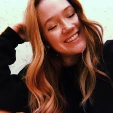 Rachele Mongiovi's Instagram, Twitter & Facebook