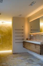 Natursteinwaschtisch Im Natursteinbad Dusche Bodenbelag Fur Badezimmer Dusche Beleuchtung