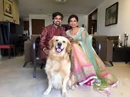 Shreya ghoshal and her husband shiladitya m shared a beautiful picture on instagram to reveal the baby's name to the world. Shreya Ghoshal Celebrating Her 5th Wedding Anniversary Shared Picture Newstrack English 1