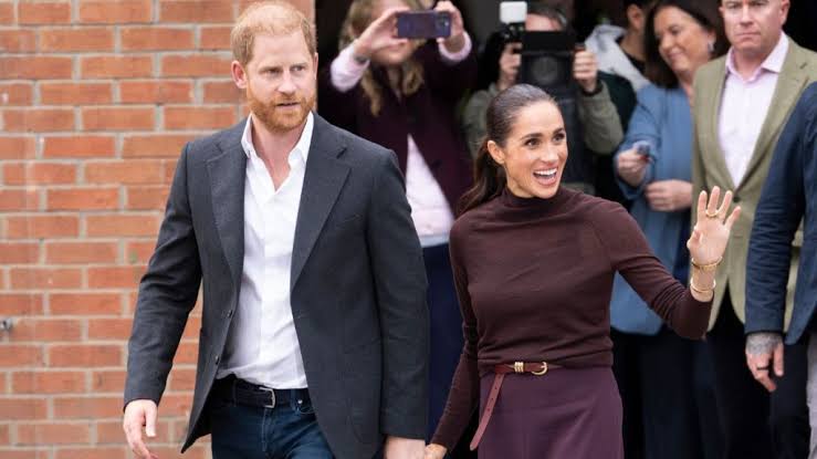 Meghan Markle Could Leave Prince Harry 'Hanging in the UK' — Source