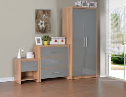 It's possible you'll discovered another light oak bedroom furniture sets higher design concepts. Light Oak Effect Bedroom Furniture Sets Atmosphere Ideas Broyhill Desk Table Apppie Org