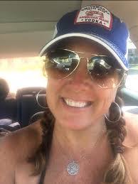 Ian Ames's Instagram, Twitter & Facebook